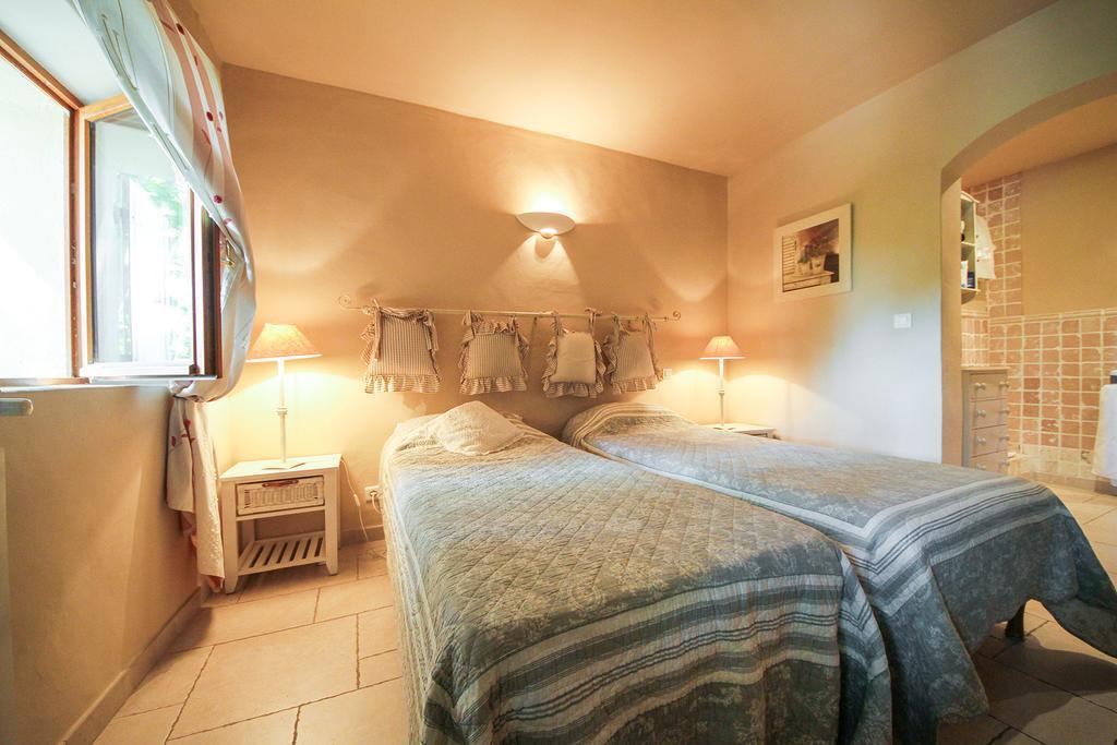 Les Carmes And Spa ليه ثور الغرفة الصورة